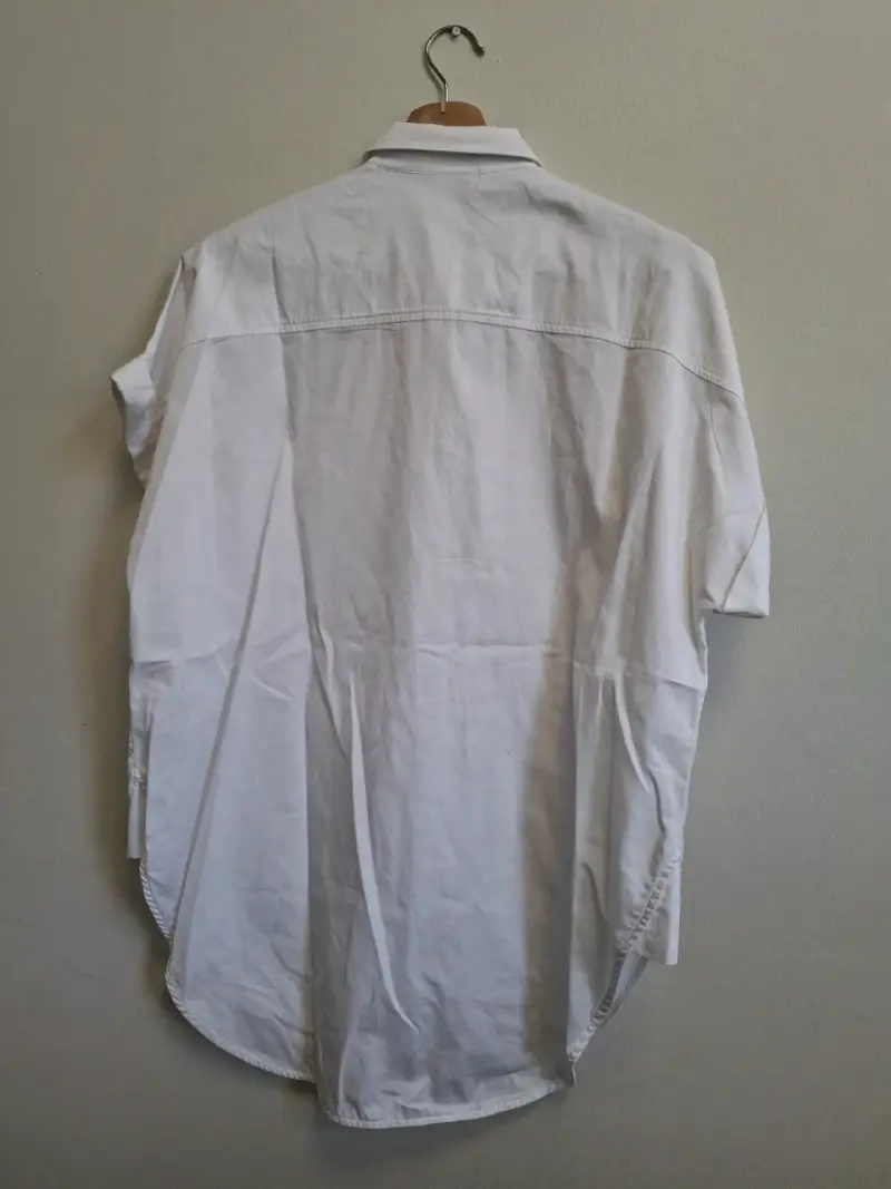 Camisa blanca de manga corta para mujer - 3