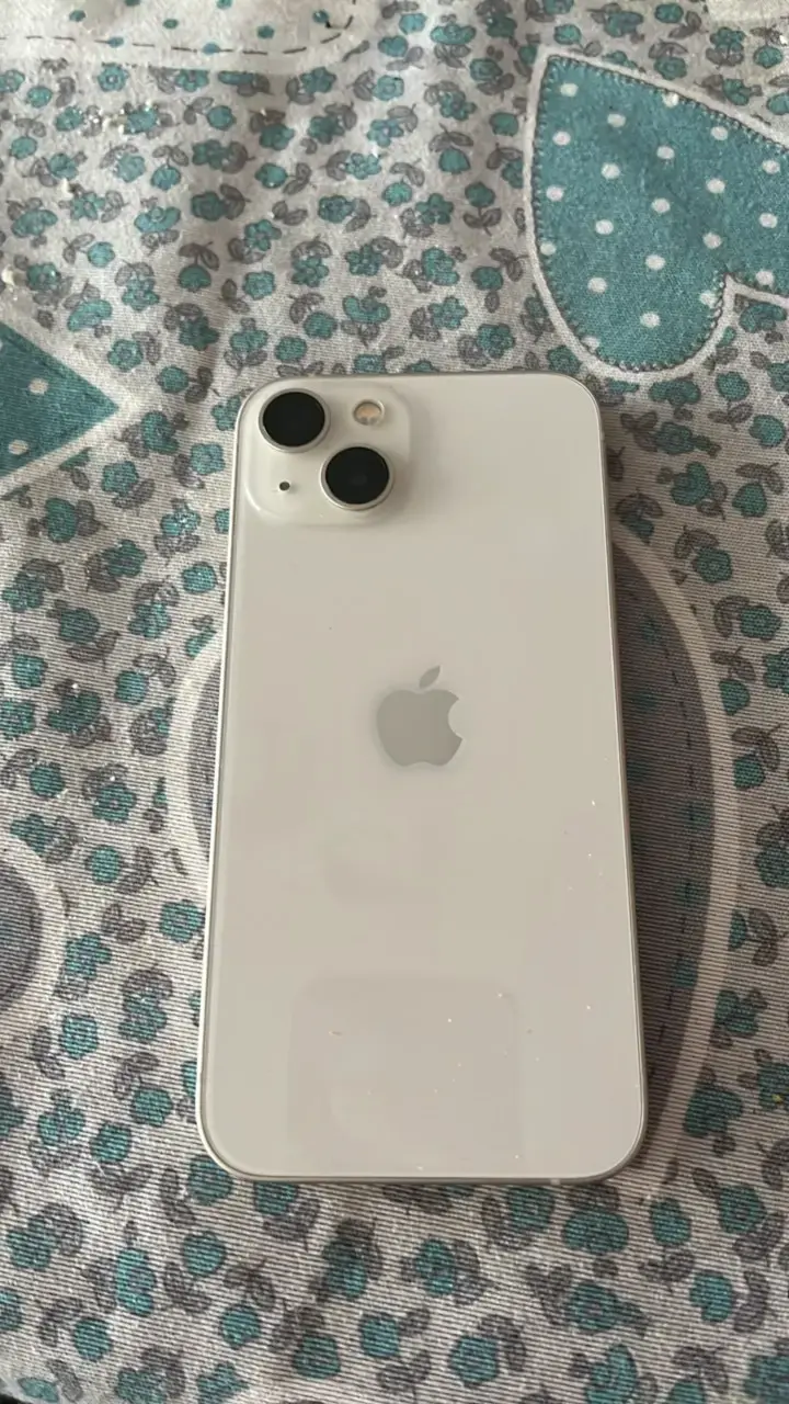iPhone 13 Blanco en perfecto estado - 2