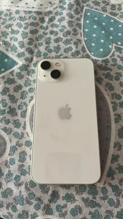 iPhone 13 Blanco en perfecto estado - miniatura 2