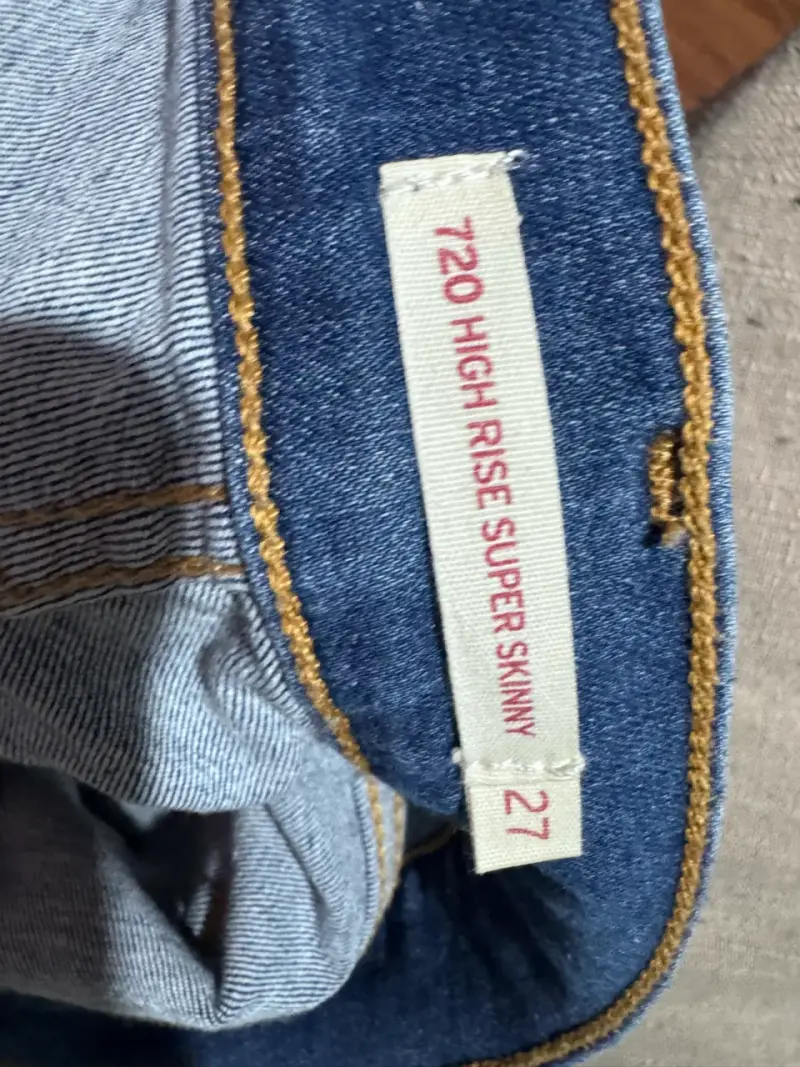 Jeans Levi's 720 High Rise Super Skinny Mujer - 3