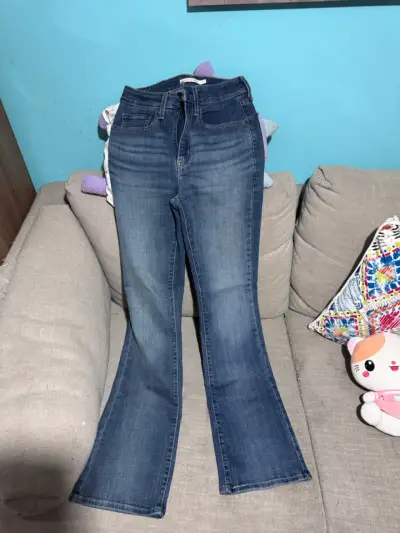 Jeans Levi's 725 High Rise Bootcut Talla 27 - miniatura 1