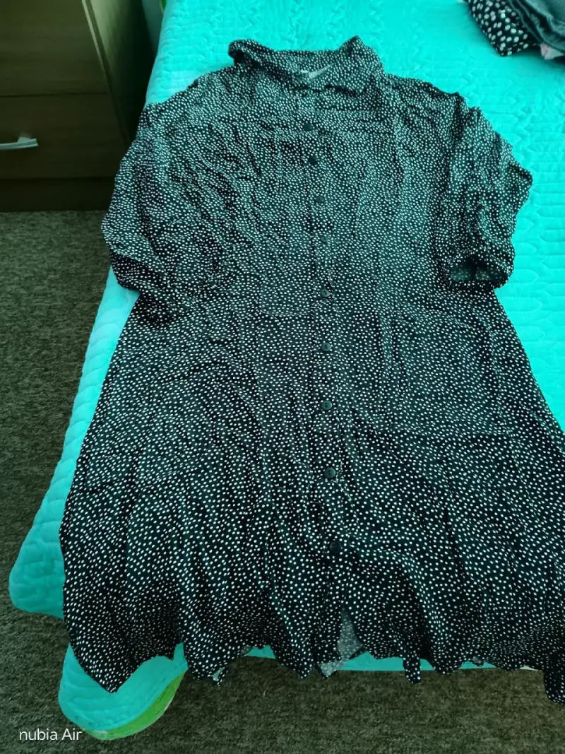 Vestido negro con lunares blancos - 4