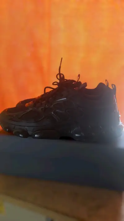Zapatillas deportivas negras para hombre - miniatura 3
