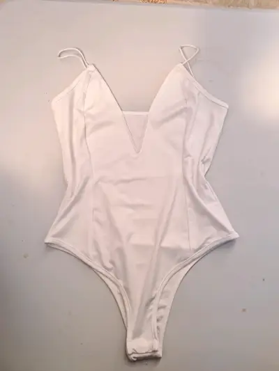 Body blanco de tirantes Shein talla xs - miniatura 1