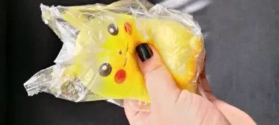 Squishies Pokémon Pikachu y gengar - miniatura 2