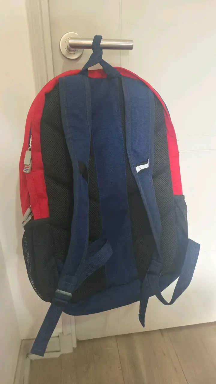 Mochila Sparta Comité Olímpico Chile roja y azul - 3
