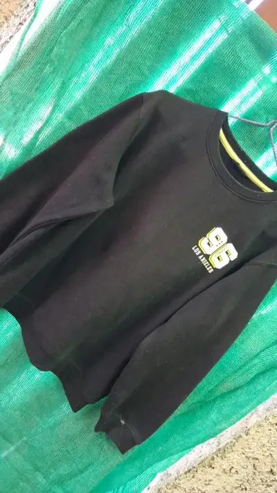 Polerón negro con diseño Los Angeles 96 - miniatura 2