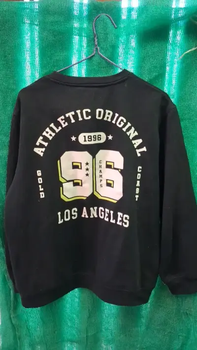 Polerón negro con diseño Los Angeles 96 - miniatura 4
