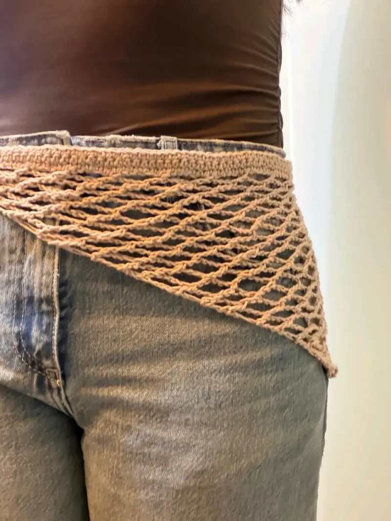 Cinturón de red tejido a mano beige - 2