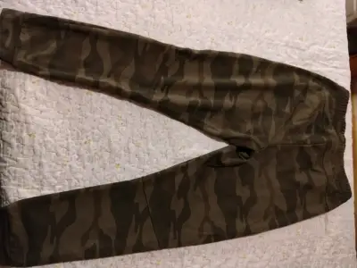 Pantalones deportivos camuflados para hombre - miniatura 2