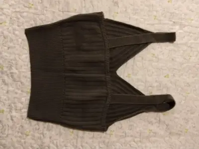 Top de punto gris para mujer - miniatura 2