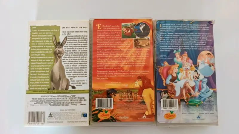 Colección de VHS Disney: Shrek, El Rey León II y Cenicienta - 2