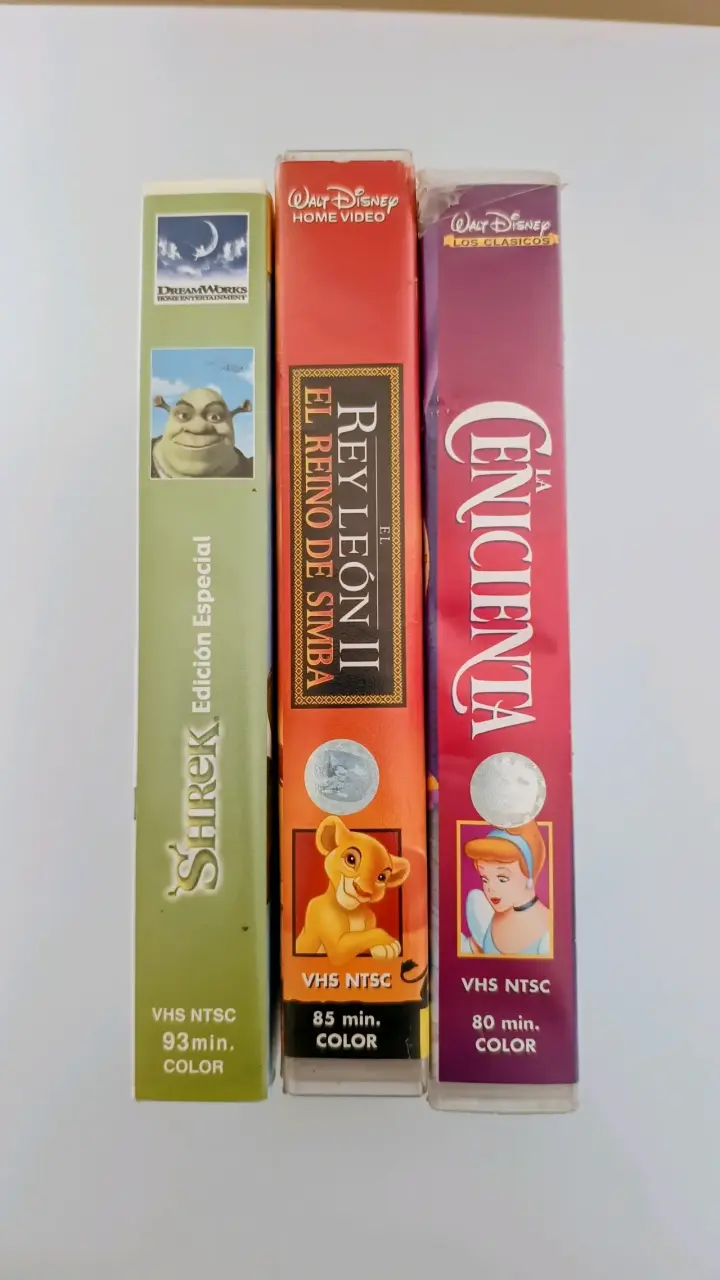Colección de VHS Disney: Shrek, El Rey León II y Cenicienta - 3