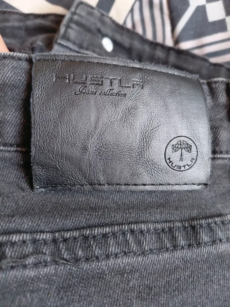 Jeans negros desgastados para hombre Hustler - 4