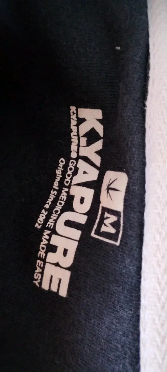 Polerón con capucha negro Kyapure talla M - 3
