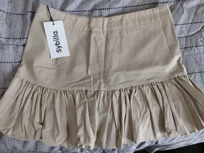 Falda beige con volantes Sybilla talla M - miniatura 1