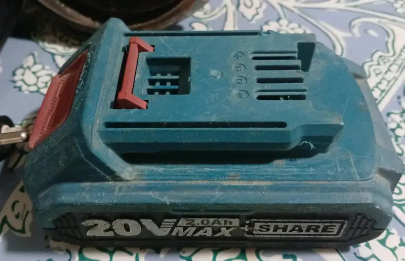 Esmeril angular inalámbrico Total 20V - 2