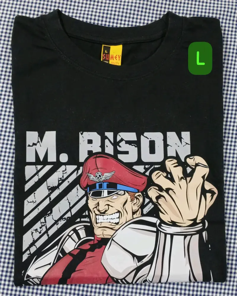 Polera negra con diseño y talla. varios - 4