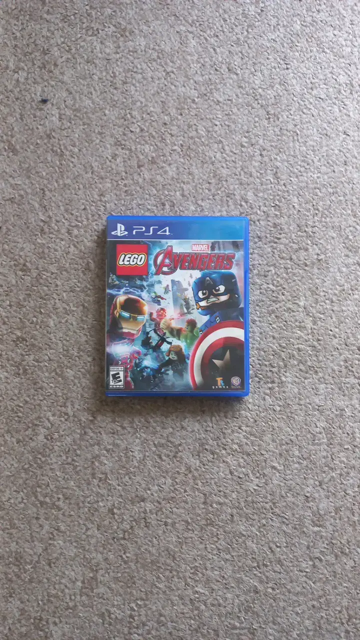 Colección Juegos PS4: LEGO Avengers, Uncharted 4 - 2