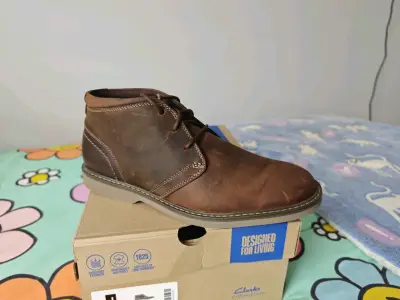 Botines de cuero marrón Clarks Radcliff Mid - miniatura 1