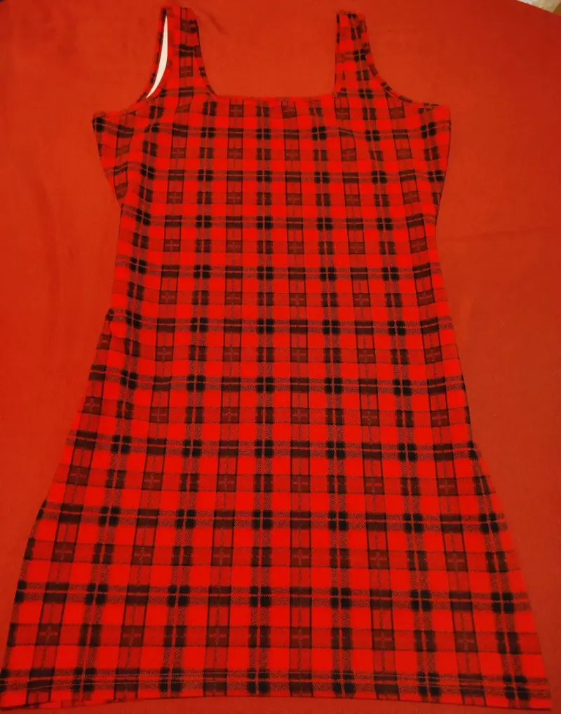 Vestido ajustado de cuadros rojos Shein talla XL