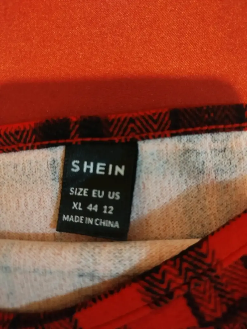 Vestido ajustado de cuadros rojos Shein talla XL - 2