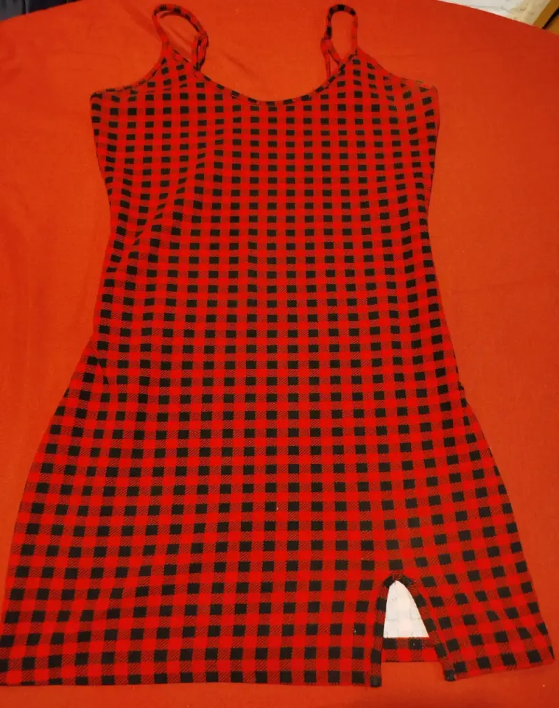 Vestido corto Shein a cuadros rojo y negro