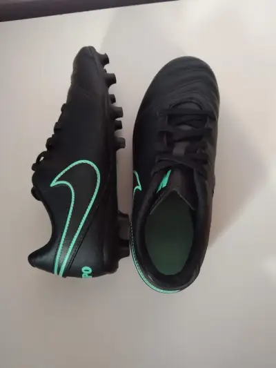 Zapatillas de fútbol Nike talla 35 - miniatura 3