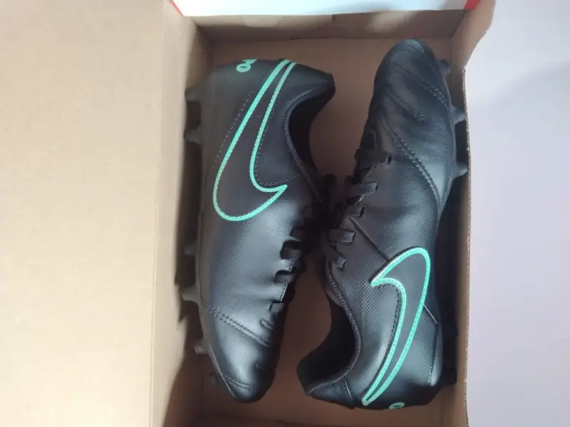 Zapatillas de fútbol Nike talla 35 - 4