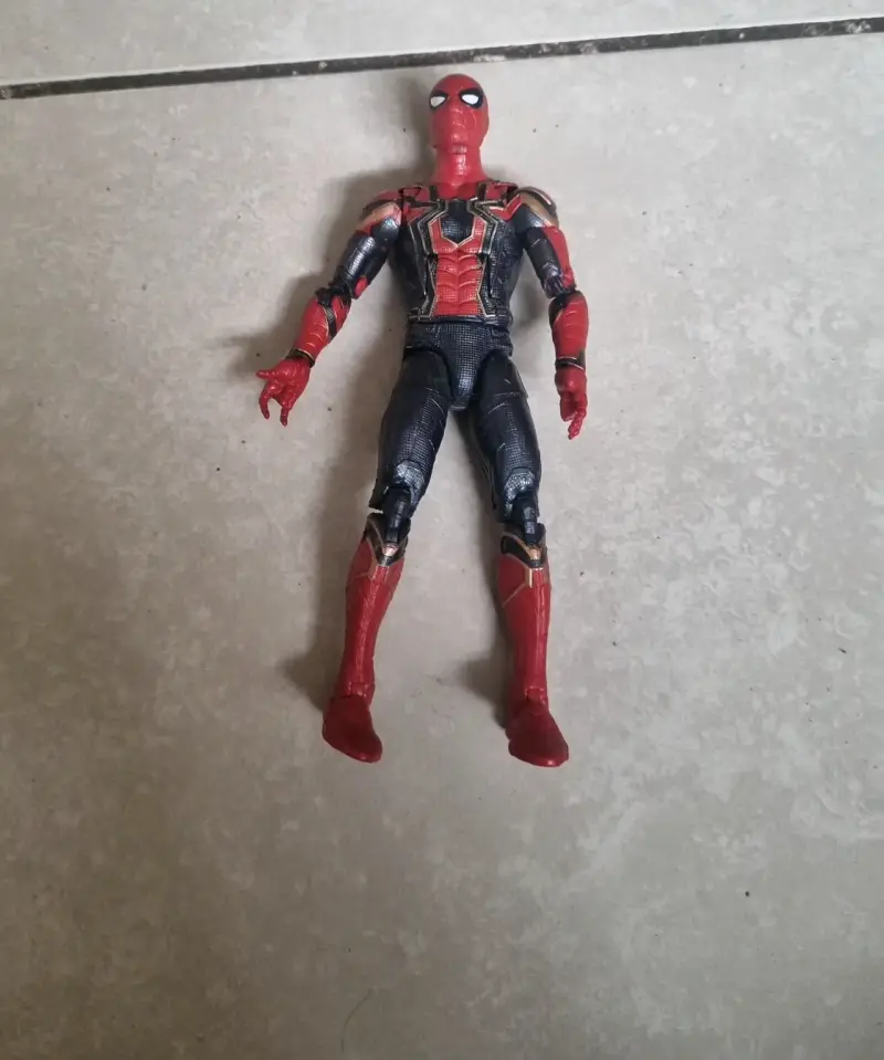 Figura Iron Spider de marvel legends