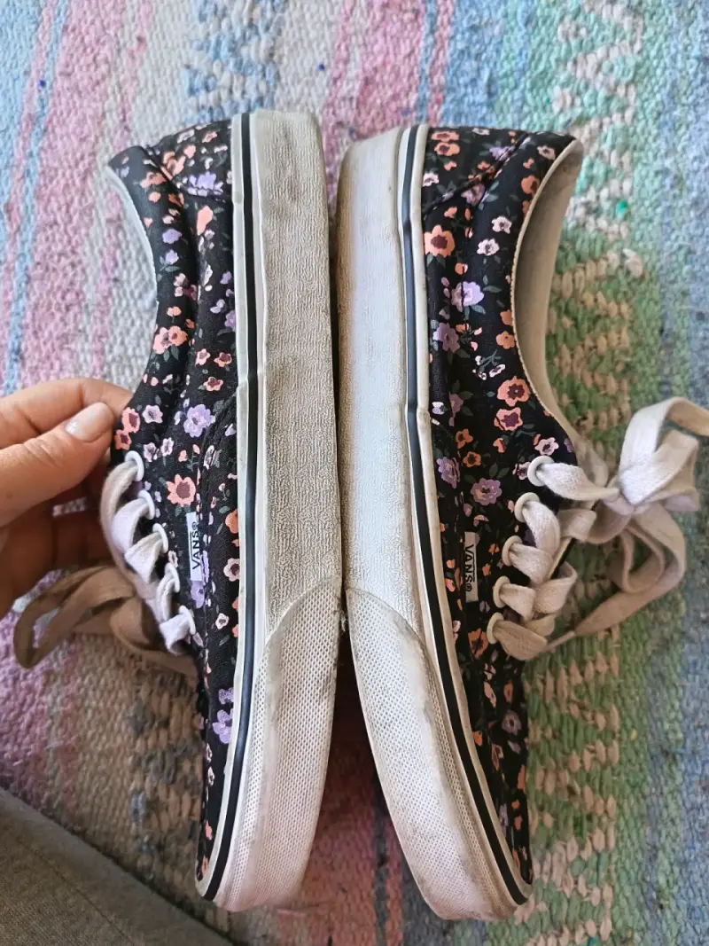 Zapatillas Vans florales para mujer - 5