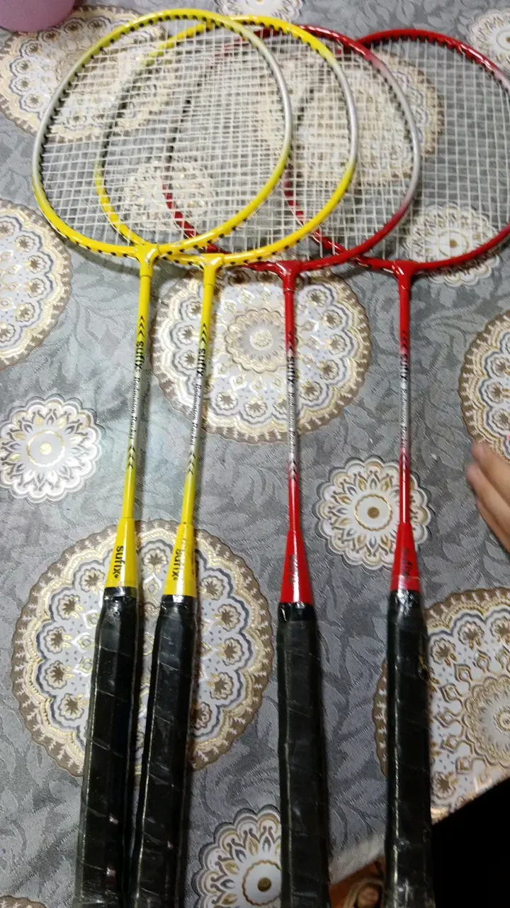 Set de Raquetas de Bádminton Suxin Amarillas y Rojas - 1
