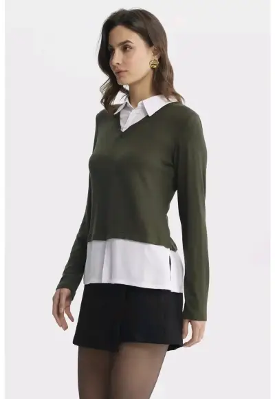 Suéter verde con camisa blanca integrada - miniatura 2