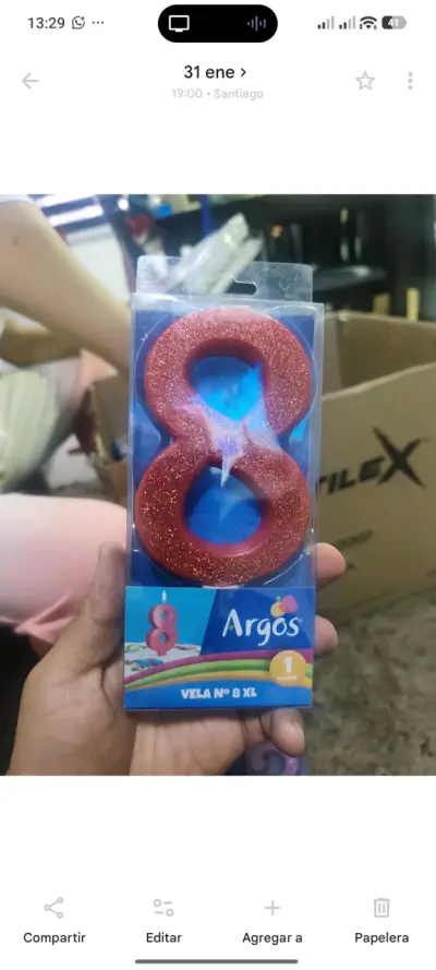 Vela de cumpleaños número 8 roja con brillo Argos - miniatura 1