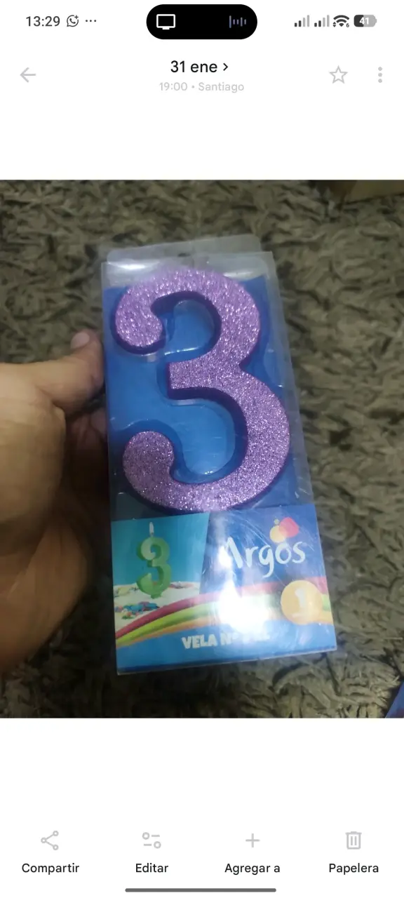 Vela de cumpleaños número 8 roja con brillo Argos - 3
