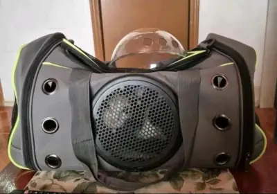 Mochila transportadora para mascotas con ventilación - miniatura 1