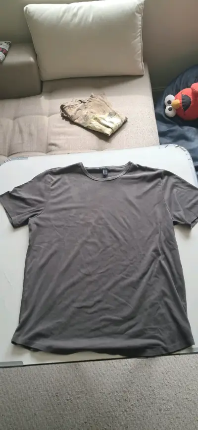 Polera gris básica para hombre forever 21 - miniatura 1