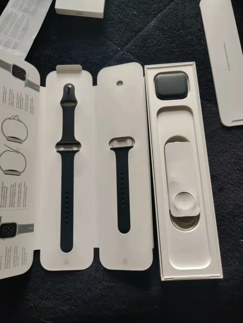 Apple Watch Series 7 en caja original - 1