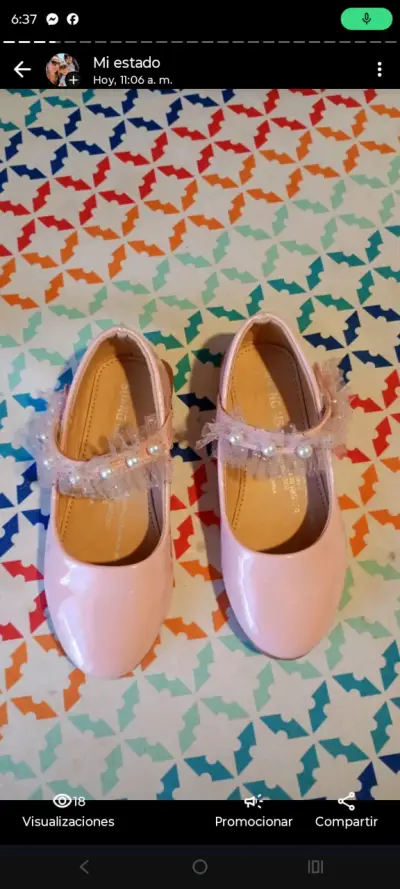 Zapatos de niña rosados con perlas y encaje - miniatura 1