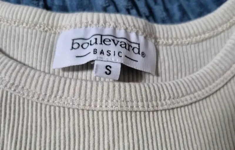 Polera beige Boulevard Basic talla S - 2