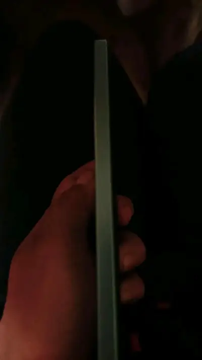 Smartphone Realme azul con triple cámara - miniatura 3