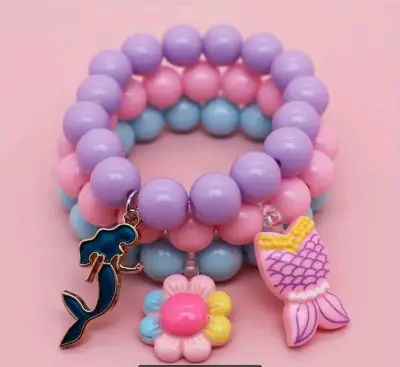 Pulseras de cuentas coloridas con dijes - miniatura 3