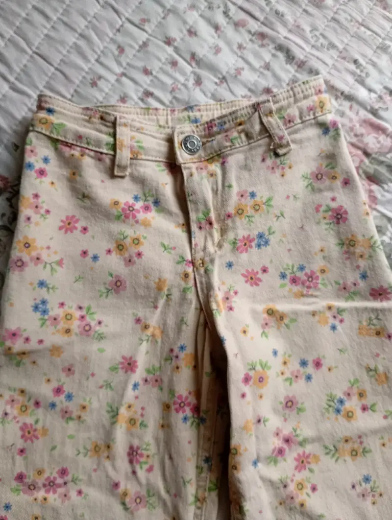Conjunto de pantalones para niña, jeans y floral - 4
