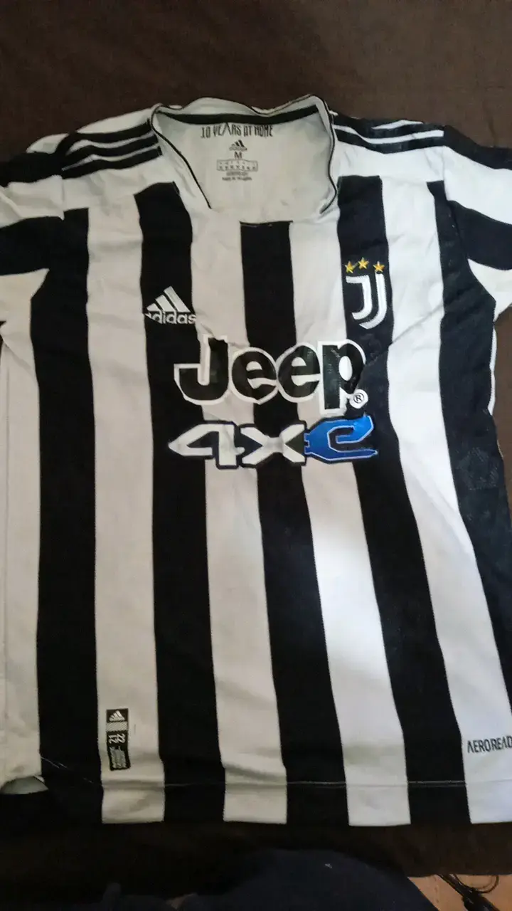 Camiseta Juventus Adidas Chiesa 22 Talla M - 1