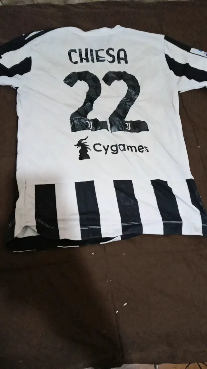 Camiseta Juventus Adidas Chiesa 22 Talla M - 2