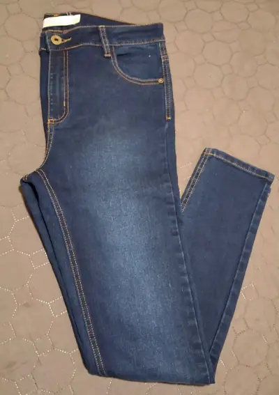 Jeans azul oscuro para mujer - miniatura 1