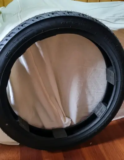 Neumático 90/90/18 de moto nuevo - miniatura 1