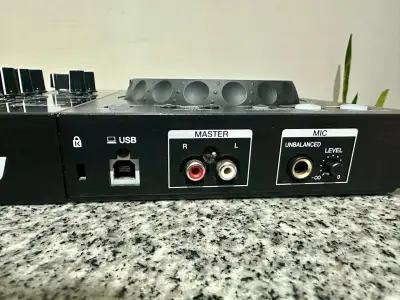 Controlador DJ Pioneer DDJ-400 con Rekordbox - miniatura 4