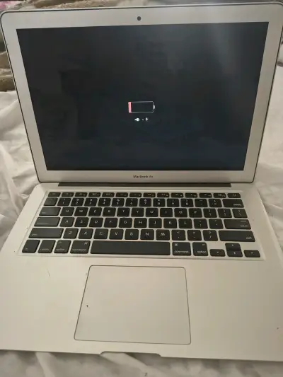 MacBook Air usado en buen estado - miniatura 2