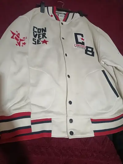 Conjunto deportivo Converse blanco con detalles rojos - miniatura 6